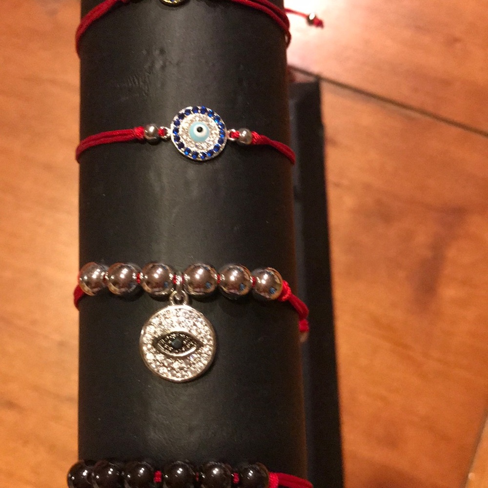 Bracelets - Picture 3 of 5